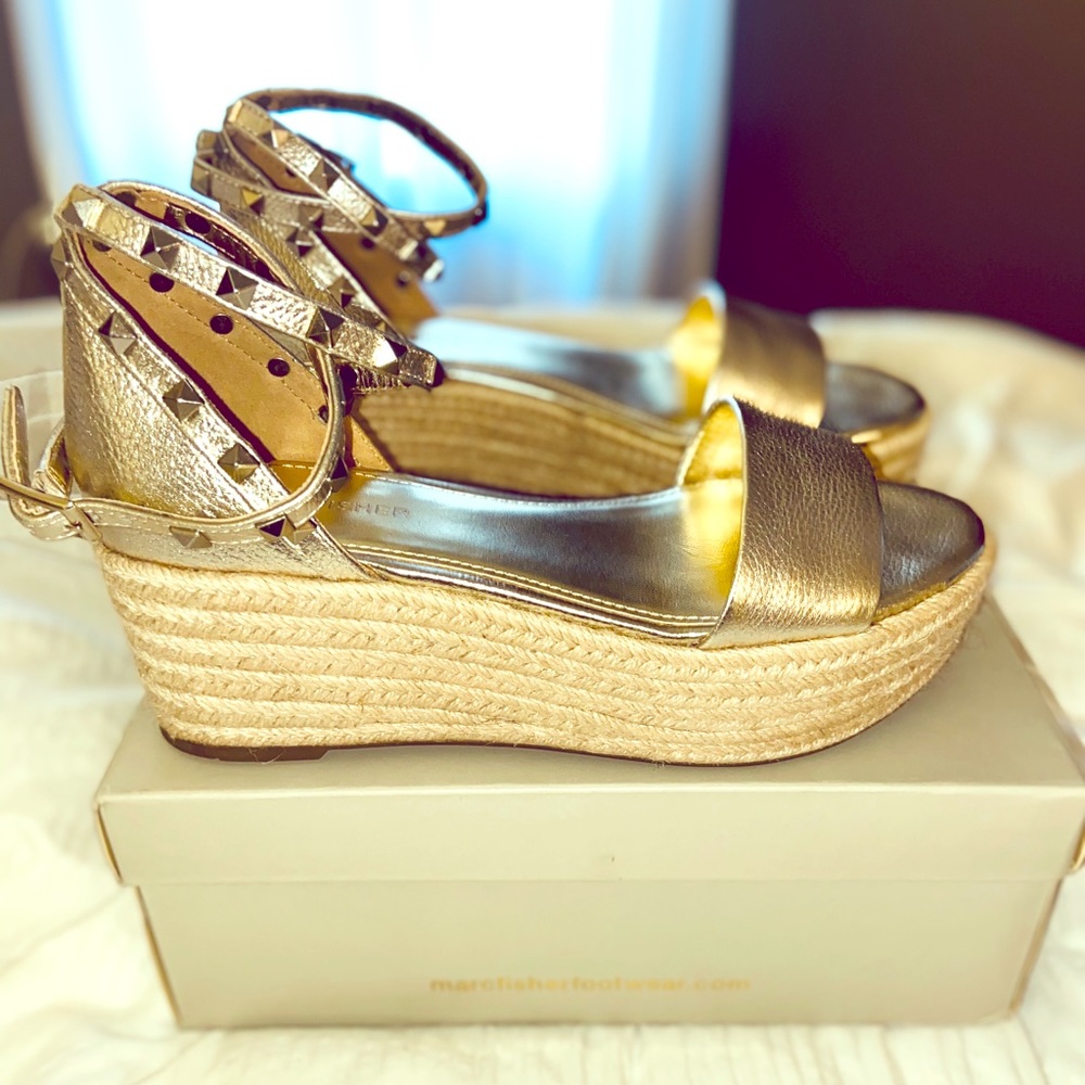 Marc Fisher JAZLYN ESPADRILLE WEDGE SANDAL Size 7